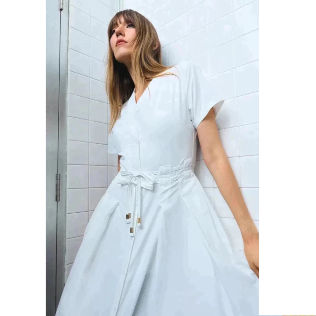 [Pomelo] เดรสสั้นมาพร้อมดีเทลเข็มขัดผูกเอว / Tie-Belt Midi Dress