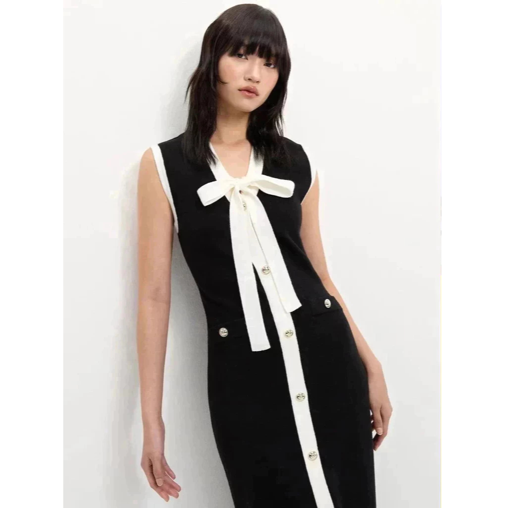 [Pomelo] เดรสถักผูกโบว์ด้านหน้า / Bow Tie Knit Dress