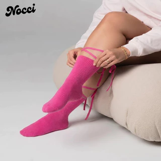 Nocci ถุงเท้ากีฬา แบบผูกเชือกลายบัลเล่ต์ มีเม็ดซิลิโคนกันลื่น เหมาะสำหรับเล่นโยคะ พิลาทิส และใส่ในชีวิตประจำวัน