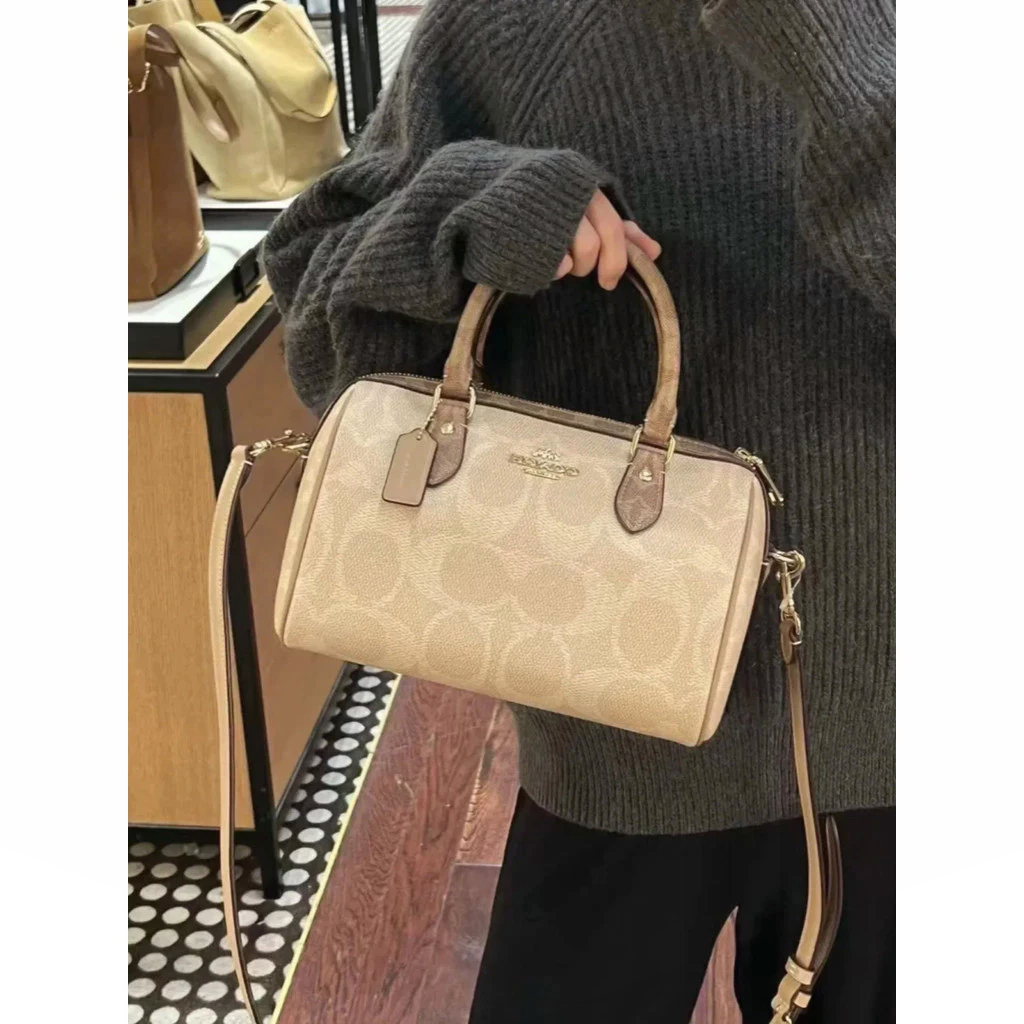 Crossbody Bag CV959 กระเป๋าถือ กระเป๋าผู้หญิง กระเป๋าสะพายข้าง ขนาดใหญ่
 C5O3A8D2H