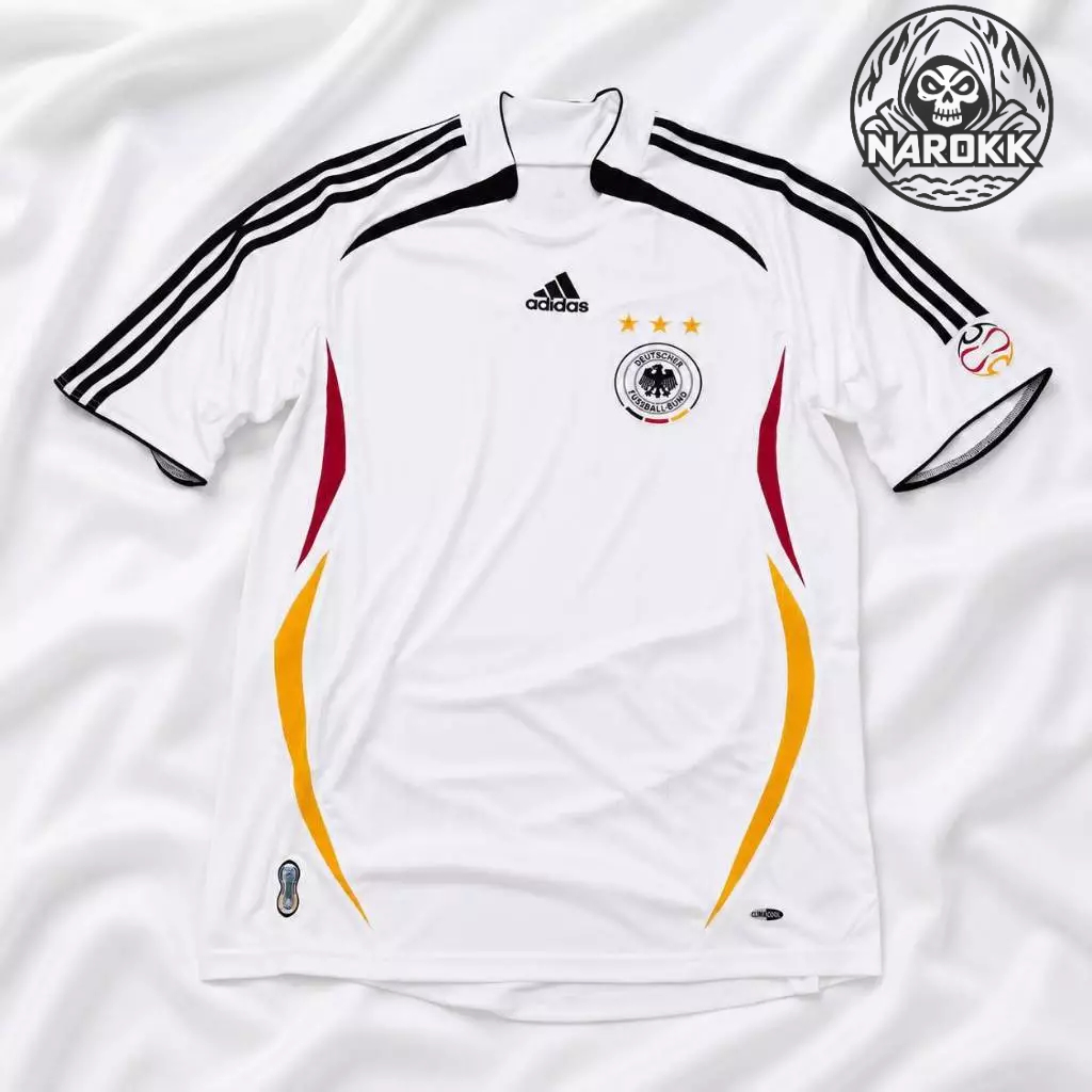 เสื้อย้อนยุค GERMANY 2006 HOME JERSEY สีขาว ของแท้100%