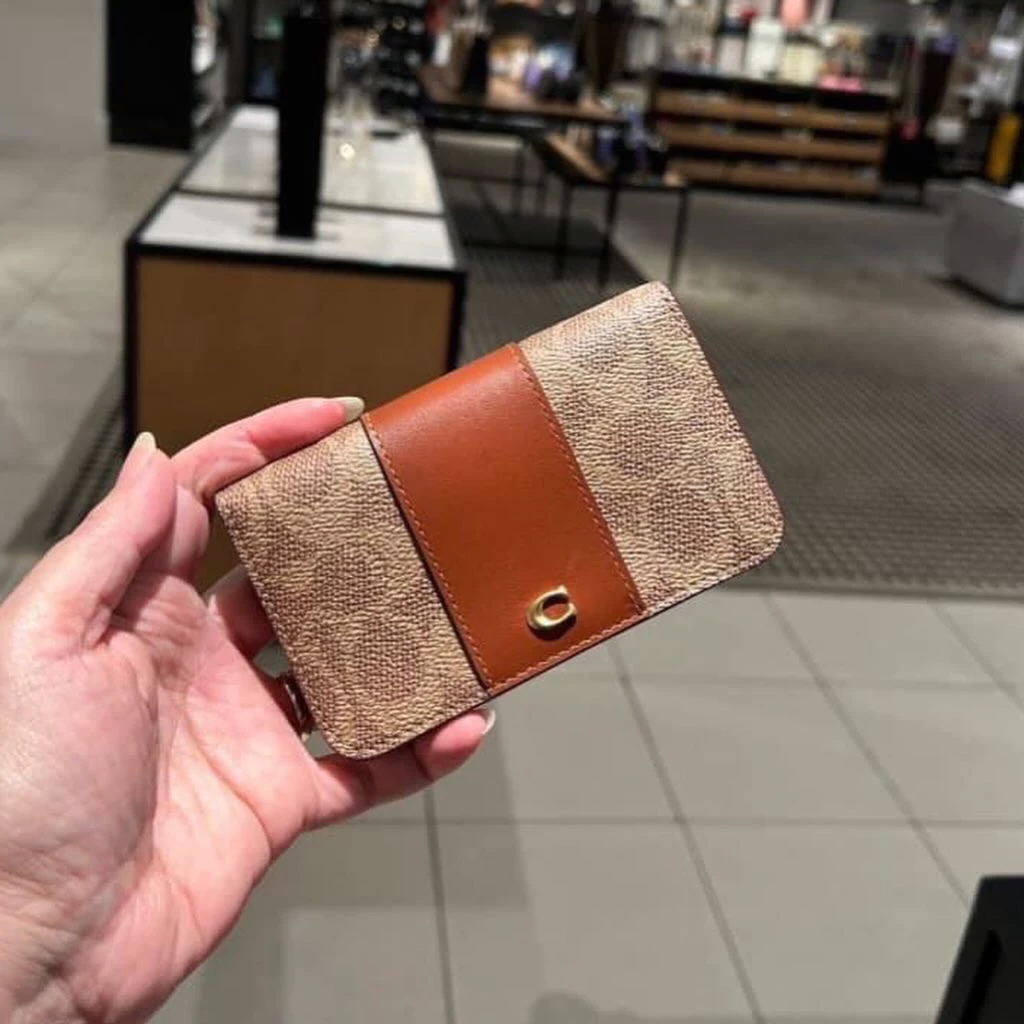 Women Card Case C5870 C4818 กระเป๋าสตางค์ใบเล็ก วัสดุหนังวัว กระเป๋าสตางค์ ผู้หญิง ซิป ชุดการ์ด  C5O