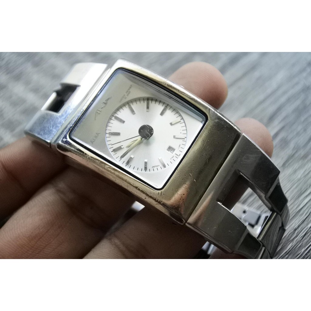 นาฬิกา Vintage มือสองญี่ปุ่น Alba AKA V782 5090 Integrated Bracelet ผู้ชาย Quartz Rectangular 31mm