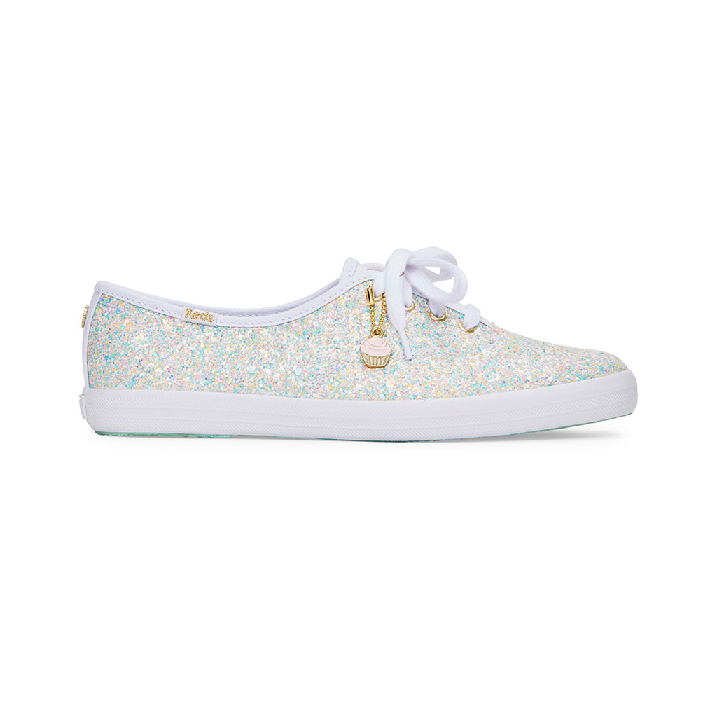 Keds รุ่น Champion Magnolia Bakery Mixed Glitter รองเท้าผ้าใบ ผู้หญิง สี White/Multi - WF67692