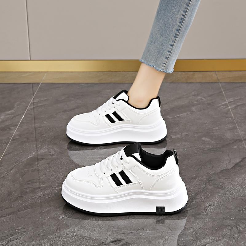 JSNB ส่งฟรี รองเท้าผ้าใบแฟชั่นสไตล์เกาหลี พร้อมส่ง รองเท้าลำลองน่ารัก เสริมส้น พื้นนุ่มสบาย ระบายอากาศได้ดี [LN6502] รูปที่ 6