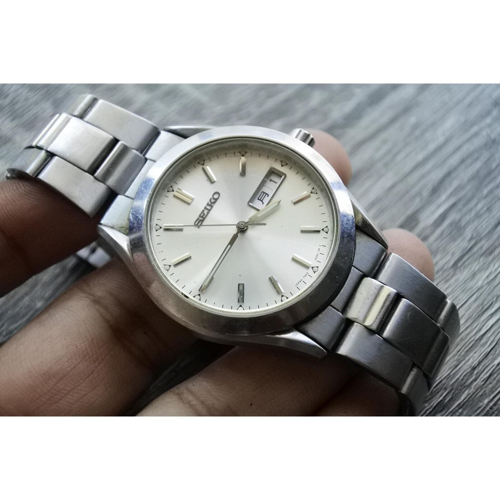 นาฬิกา Vintage มือสองญี่ปุ่น Seiko 7N43 9080 Silver Dial ผู้ชาย Quartz ทรงกลม 40mm