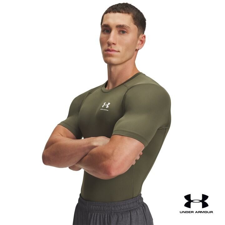 Under Armour เสื้อแขนสั้นสำหรับผู้ชาย HeatGear®