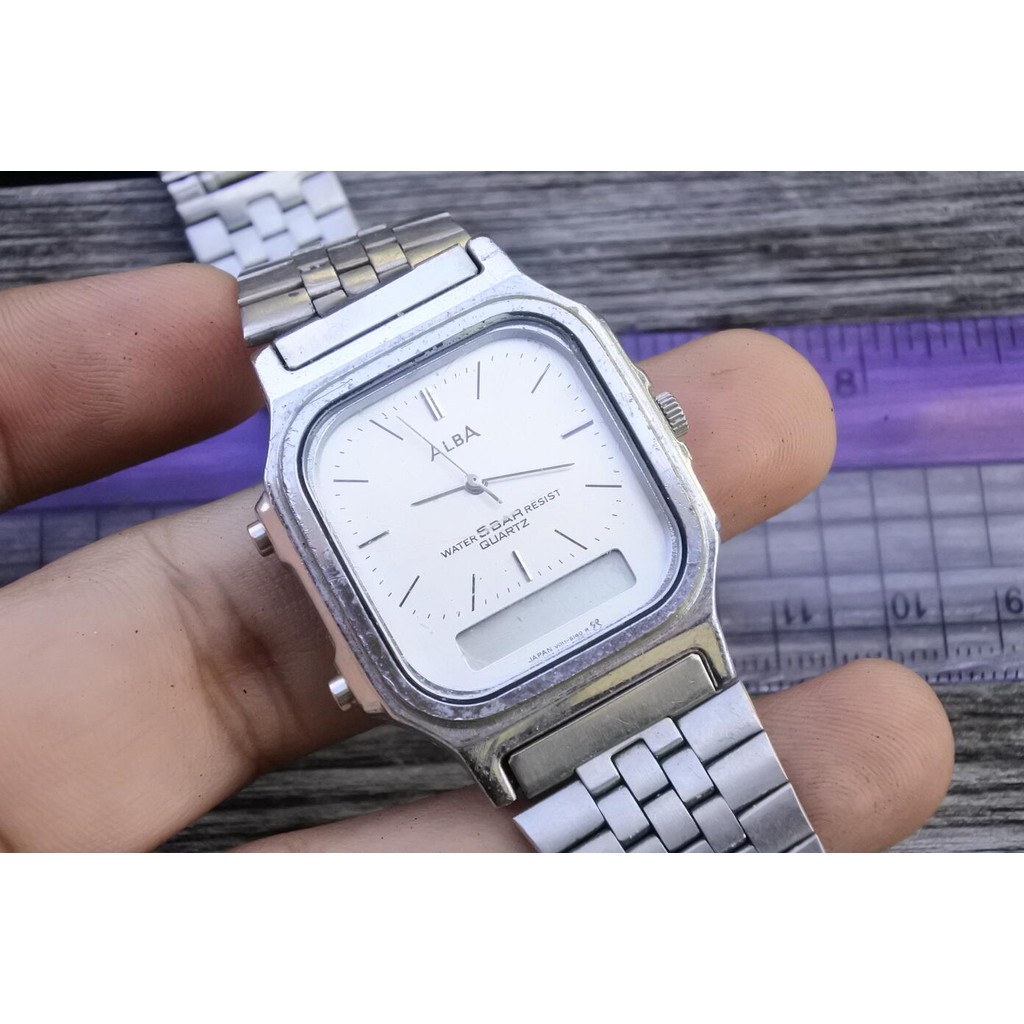 นาฬิกา Vintage มือสองญี่ปุ่น Alba J011 5090 LCD Digital ผู้ชาย Quartz สี่เหลี่ยม Tank 33mm