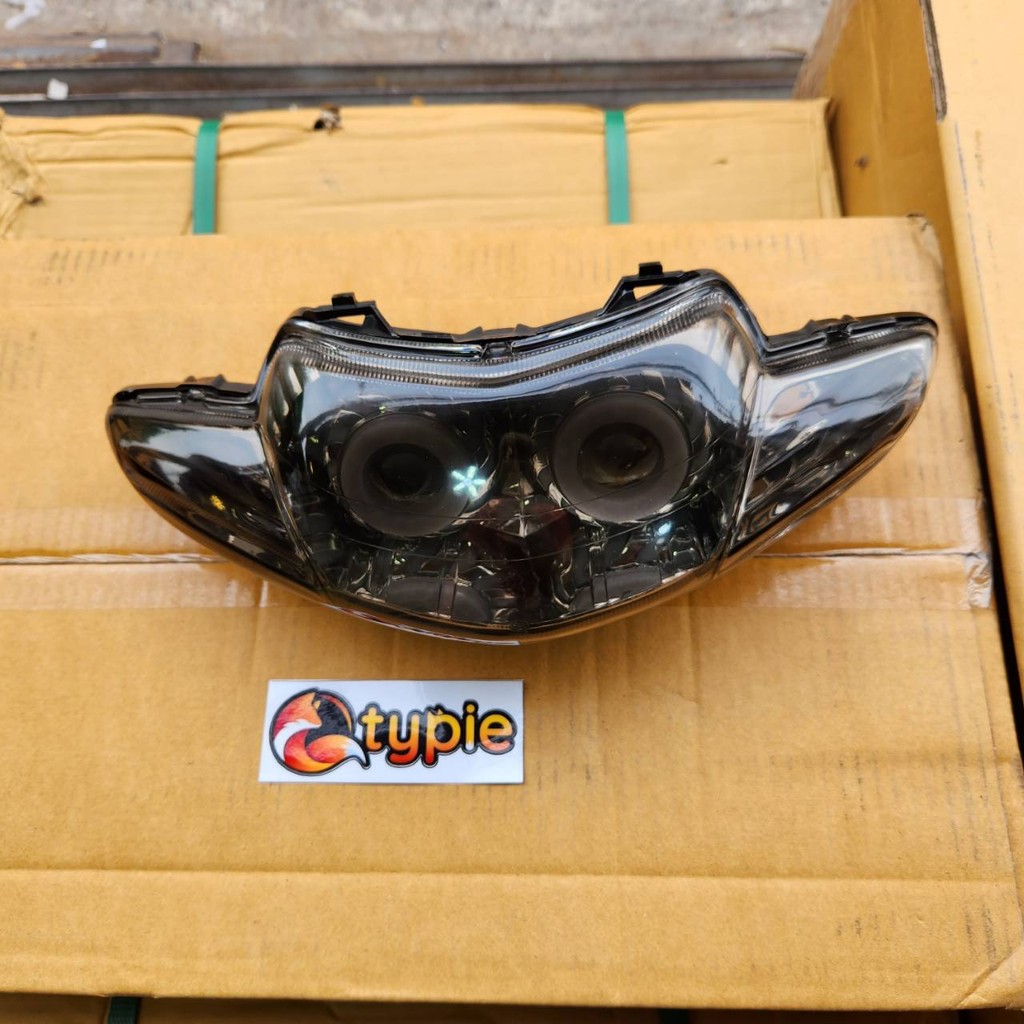 จานฉาย สีดำ + ไฟโปรเจคเตอร์ เวฟ100เก่า รุ่น2ตา QTP