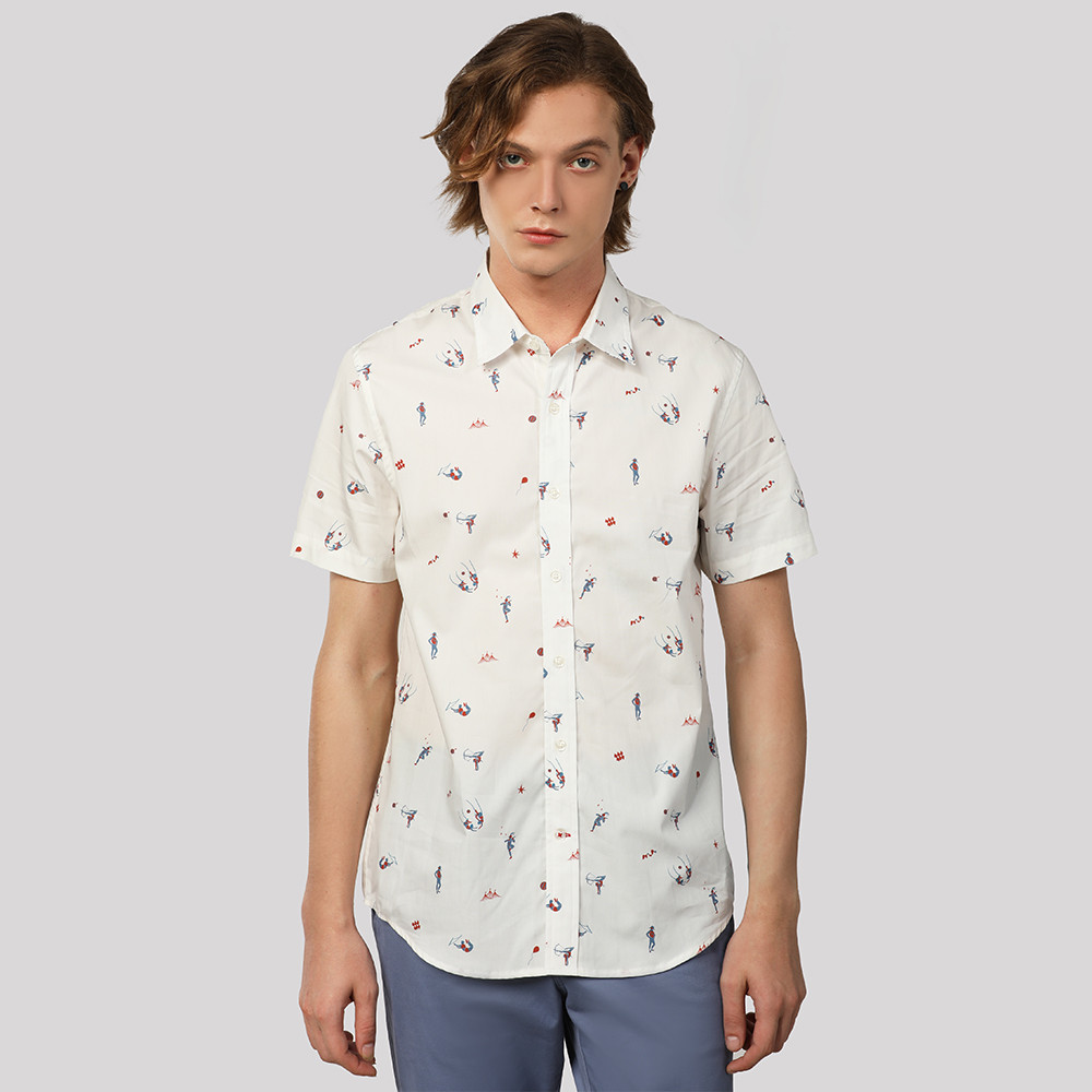 John Henry เสื้อเชิ้ตผู้ชายแขนสั้น ทรงเข้ารูป รุ่น JH F225MSSSM22 - สีขาวนวล