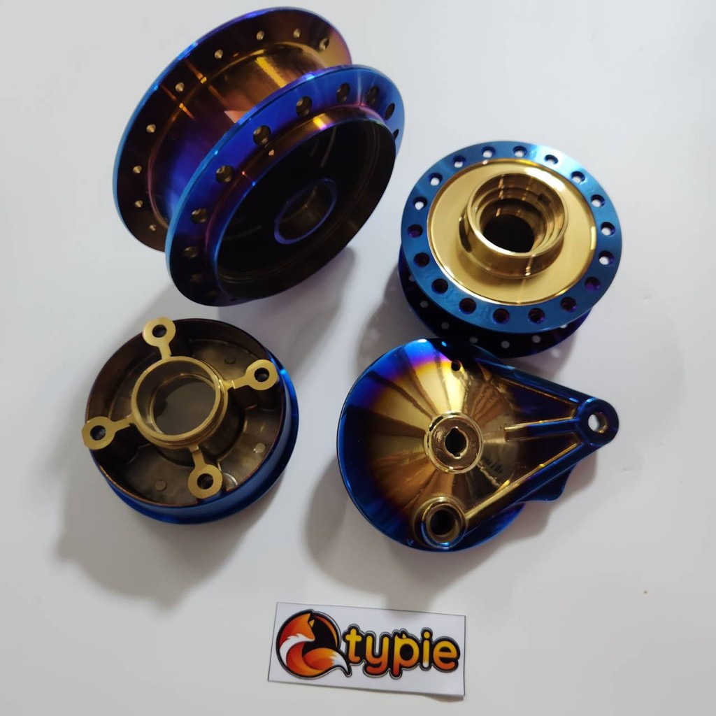 ชุด4ชิ้น งานไทเท ดุมหน้า + ดุมหลัง + ฝาเบรคหลัง + ดุมสเตอร์ เวฟ125R / เวฟ100s 2005 QTP