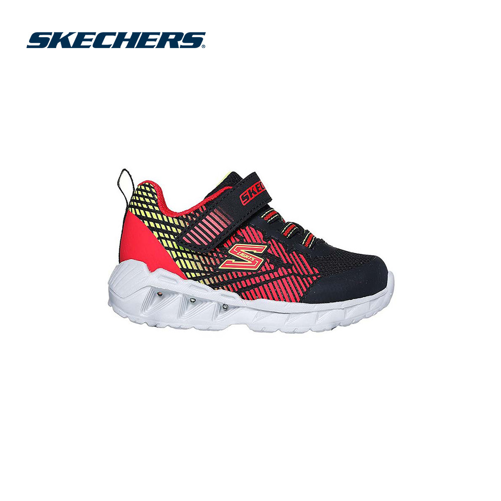 Skechers สเก็ตเชอร์ส รองเท้าเด็กผู้ชาย Boy Magna-Lights Shoes - 401506N-BKRD