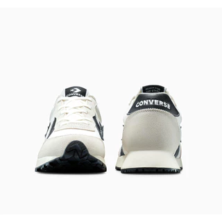CONVERSE รองเท้าลำลอง พื้นนุ่ม CONVERSE OMEGA TRAINER SEASONAL COLOR OX WHITE/BLACK ผู้ชาย A13323CM_F5WTBK