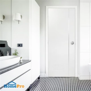 AZLE ประตูห้องน้ำ UPVC BN-01 เกล็ดล่าง 70X200 ซม. สีขาว เจาะลูกบิด จัดส่งโดย HomePro