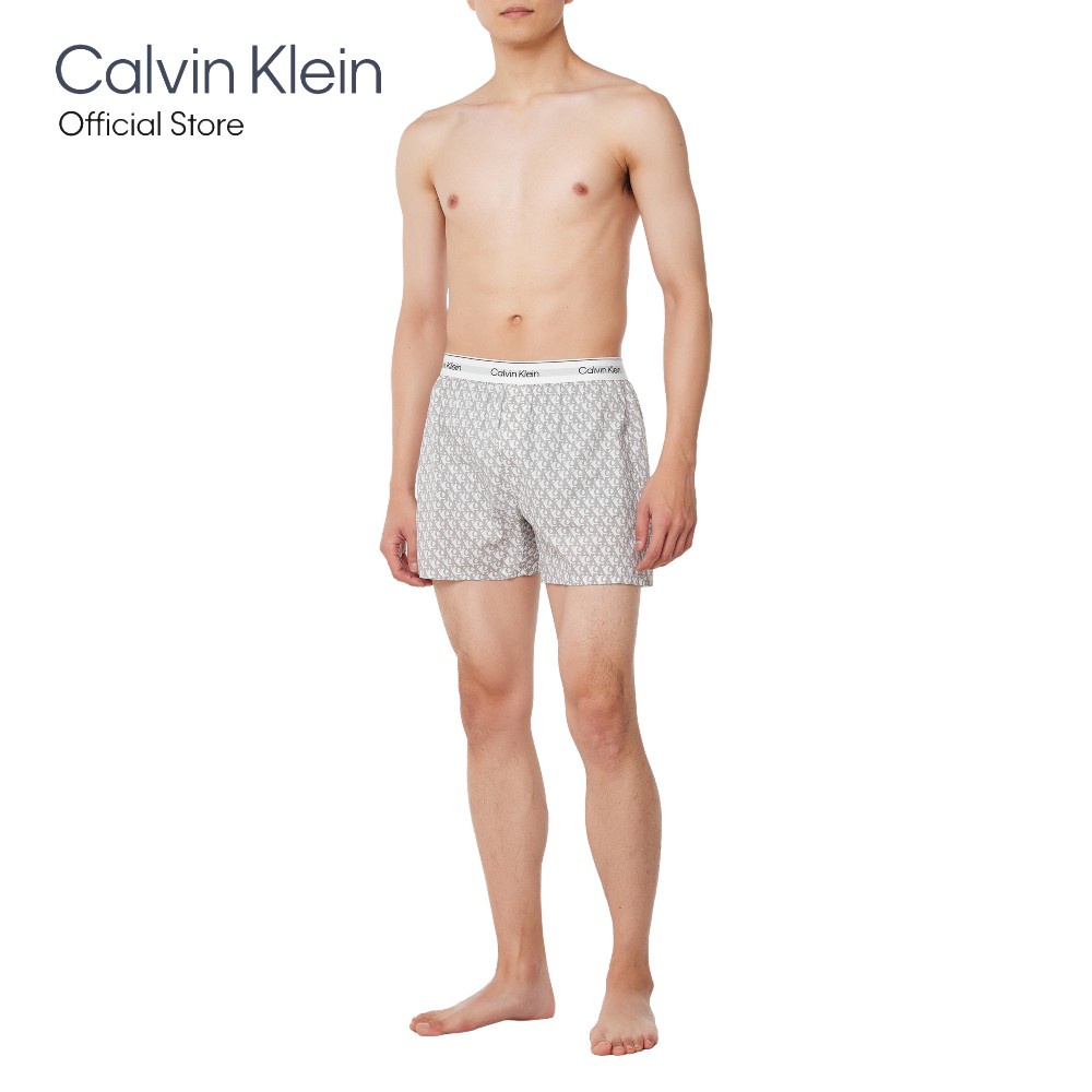 CALVIN KLEIN กางเกงนอนขาสั้นผู้ชาย รุ่น NM2831 VTD - สีเทาอ่อน