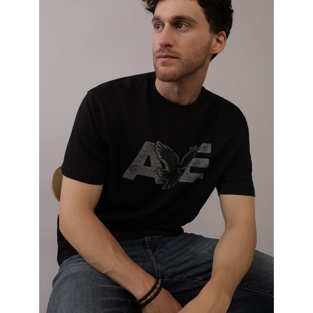 American Eagle เสื้อยืดผู้ชาย G SS BTS24 CORE BRAND SET IN TEE- CVC 160 DD สี BLACK - 017-3774-001