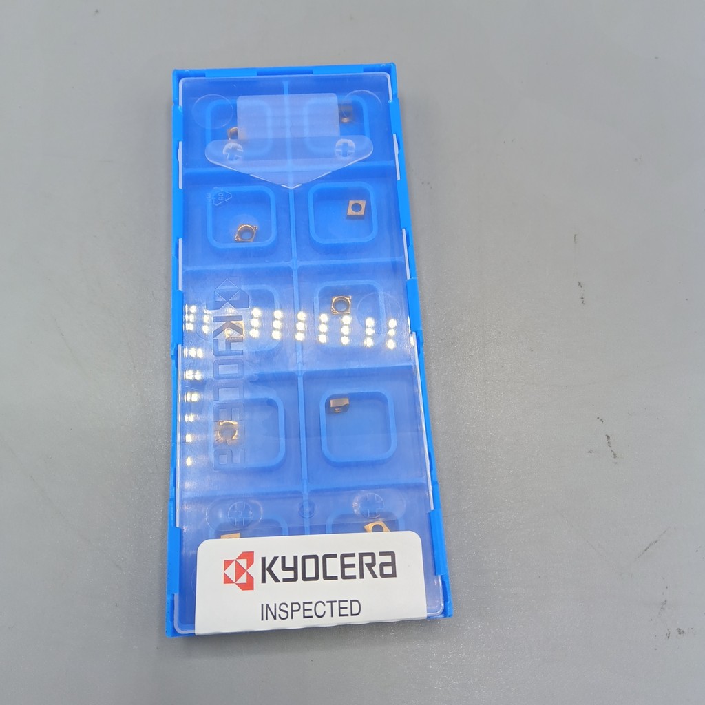 Kyocera XCCGT030102MP-CF-AXN KX097 เม็ดมีด Insert จัดส่งจากประเทศญี่ปุ่น