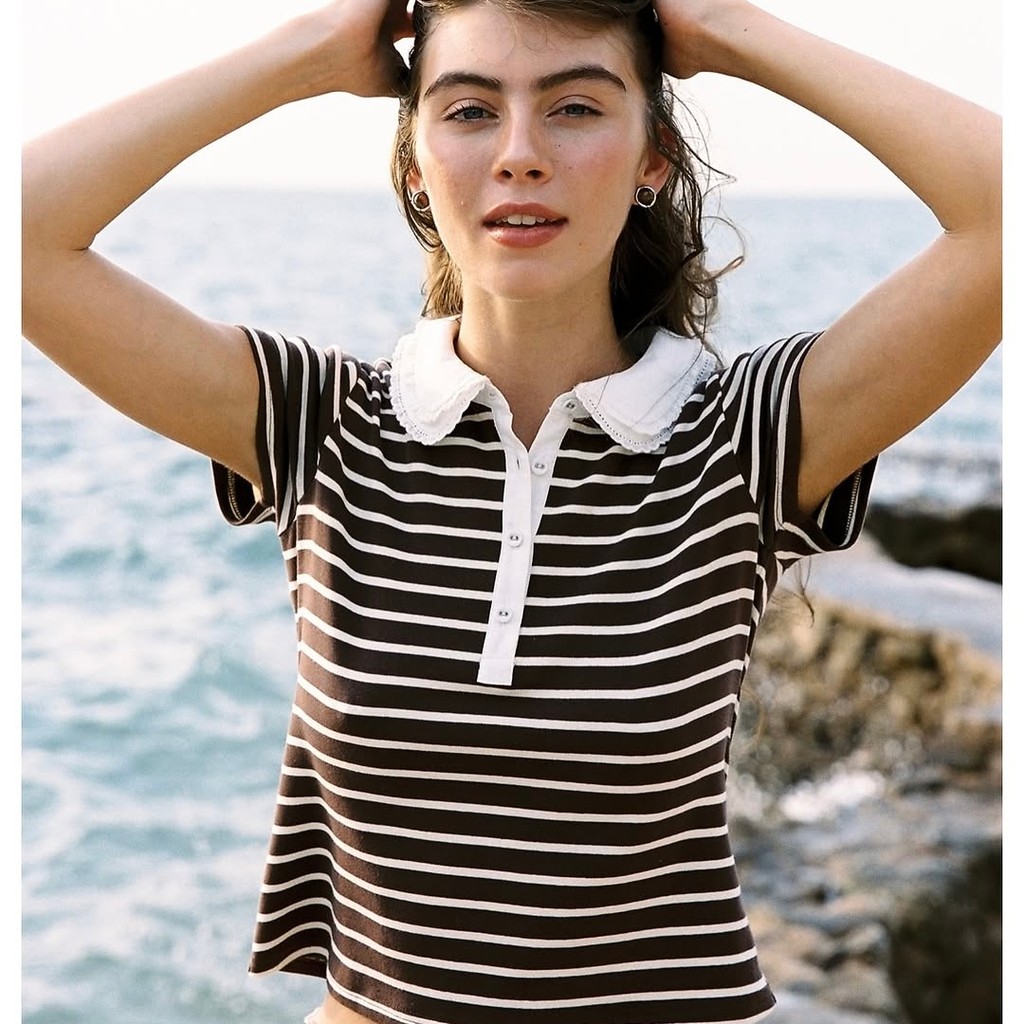 Mitr Captain's Collar Polo รีวิว: เสื้อแขนกุดคอบัวลายทาง สไตล์สบายๆ ที่คุณต้องมี