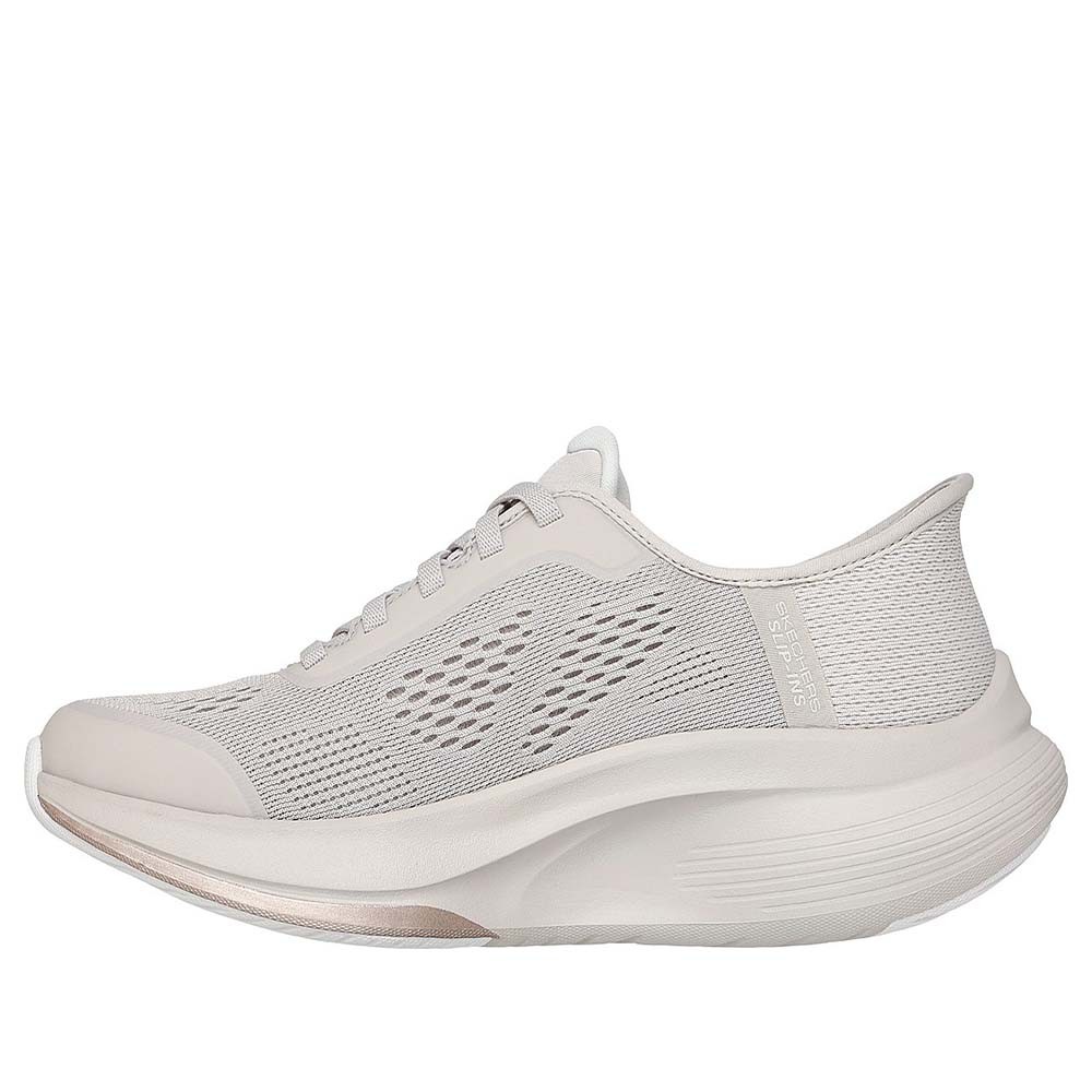 Skechers สเก็ตเชอร์ส รองเท้าผู้หญิง Women Slip-Ins GOwalk Max Walker Ayva Walking Shoes – 125067-NAT (latest) ราคา ถูกที่สุด ดีลบีเคเค แกลเลอรีภาพที่ 7