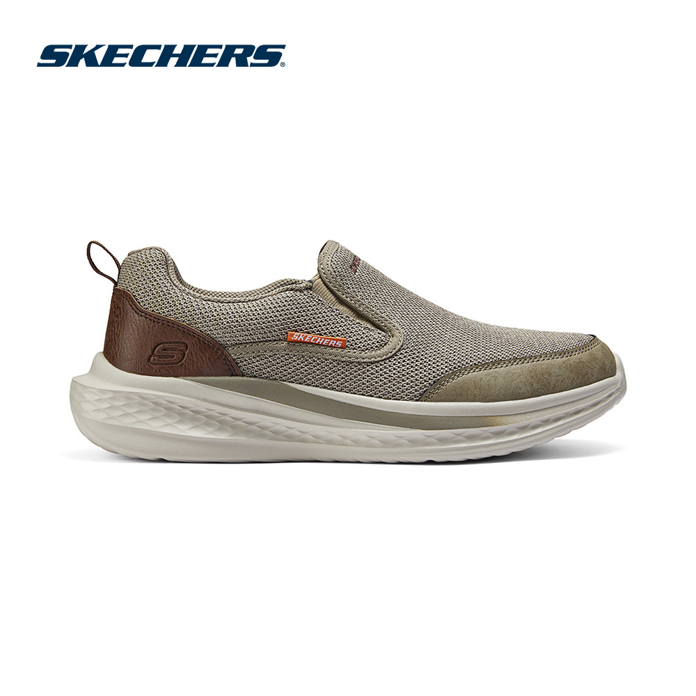 Skechers สเก็ตเชอร์ส รองเท้าผู้ชาย Men USA Streetwear Slade Lucan Shoes - 210808-KHK Air-Cooled Memo