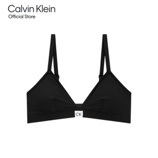 CALVIN KLEIN เสื้อชั้นในผู้หญิงแบบตะขอหลัง Micro Rib ทรง Tri…