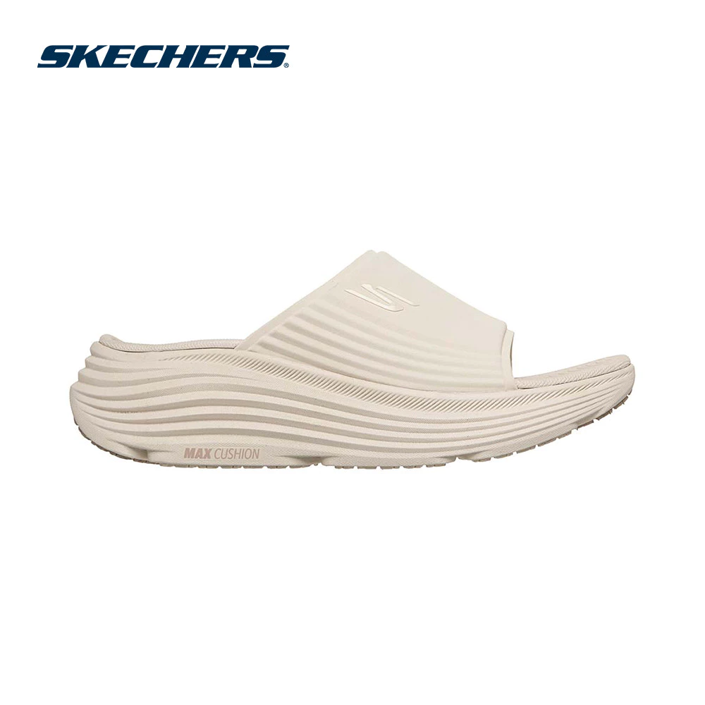 Skechers สเก็ตเชอร์ส รองเท้าแตะผู้หญิง Women On-The-GO Max Cushioning Endeavour Walking Sandals - 141725-NAT (latest)