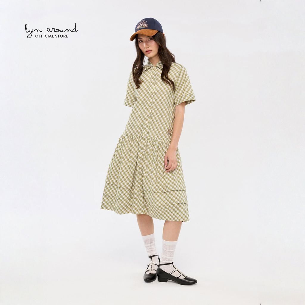 Lyn around - เดรสสั้นลายตารางกระโปรงเลเยอร์ คอลเลกชัน Camp Diary (A26SGWA053)