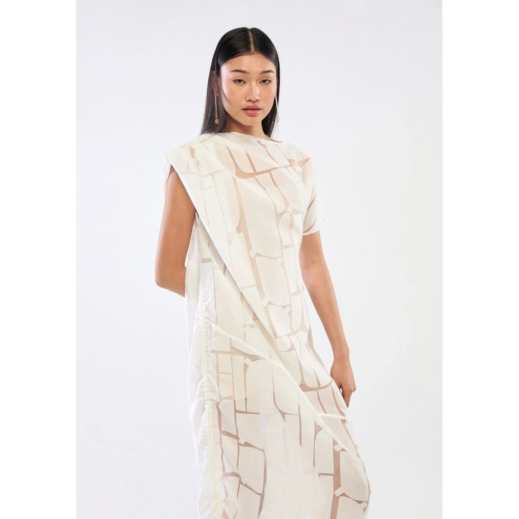 QUINN - Drape Sheer Panel Midi Dress ชุดเดรส (Q26CGWB055) — صورة 4