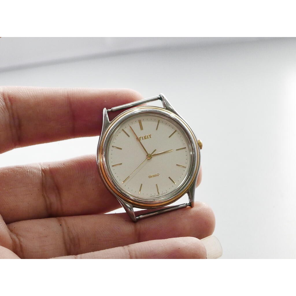 นาฬิกา Vintage มือสองญี่ปุ่น Seiko Spirit 7N01 6370 หน้าปัดสีขาว ผู้ชาย Quartz ทรงกลม 34mm