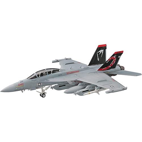 Hasegawa 1/72 US Navy EA-18G Growler Plastic Model E38