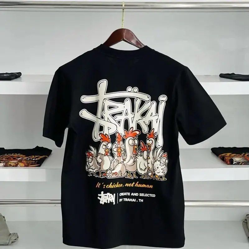 เสื้อยืดผู้ชายแขนสั้น ลายตัวอักษรขาวดำมินิมอล
