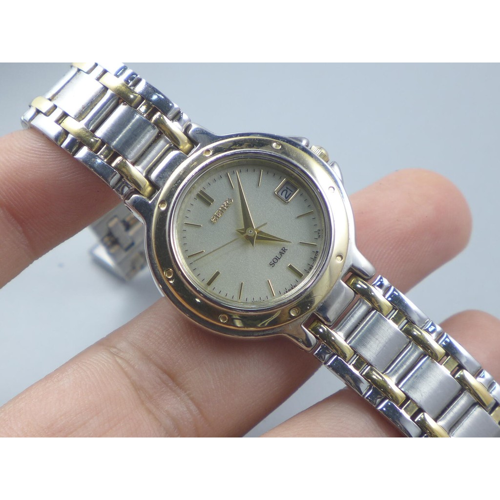 นาฬิกา Vintage มือสองญี่ปุ่น Seiko Solar V182 0C20 Gray Dial ผู้หญิง Quartz ทรงกลม 29mm
