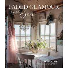 Faded Glamour by the Sea (Faded Glamour) [Hardcover]