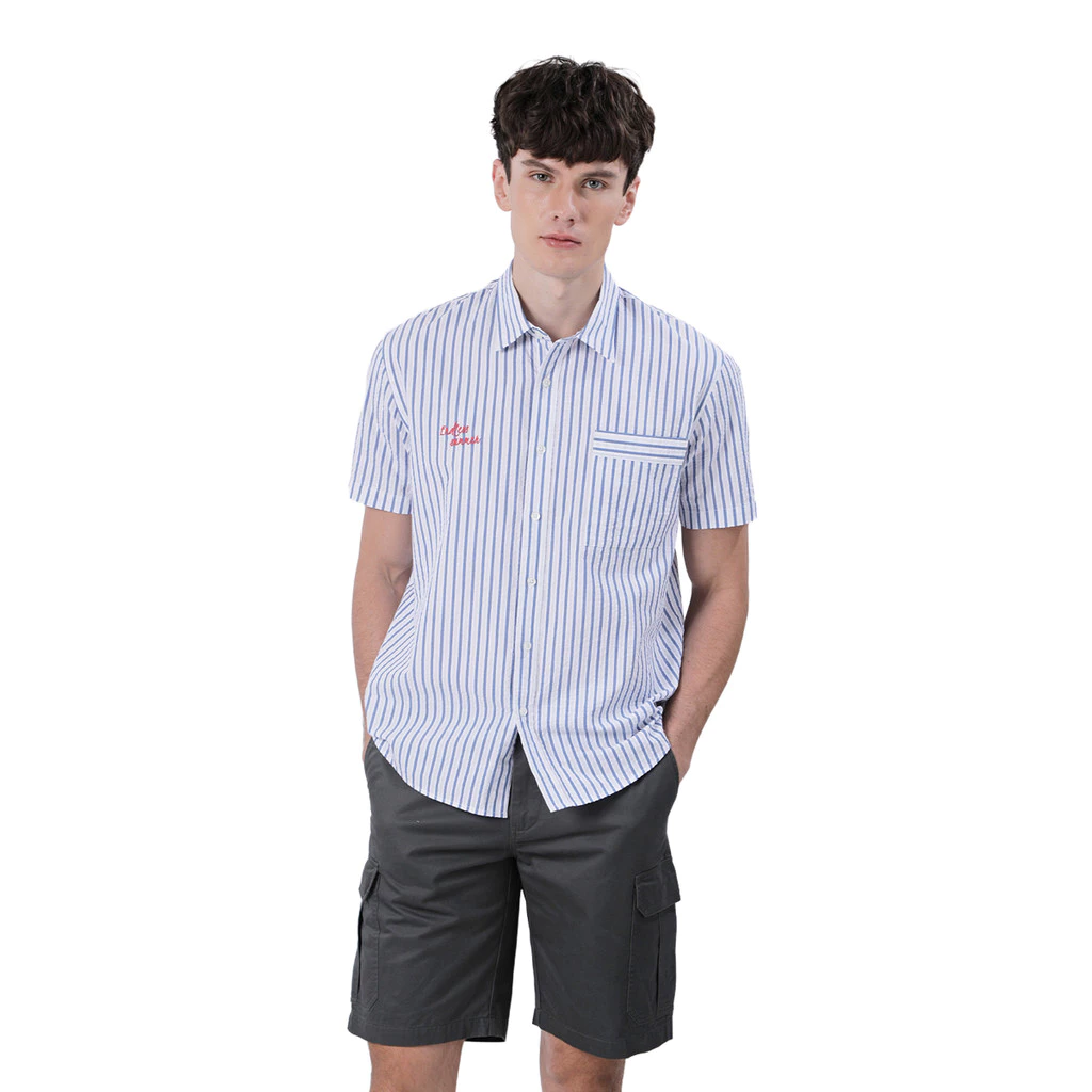 John Henry เสื้อเชิ้ตผู้ชายแขนสั้น ทรงเข้ารูป รุ่น JH S226MSSSM12 - สีกรมท่า