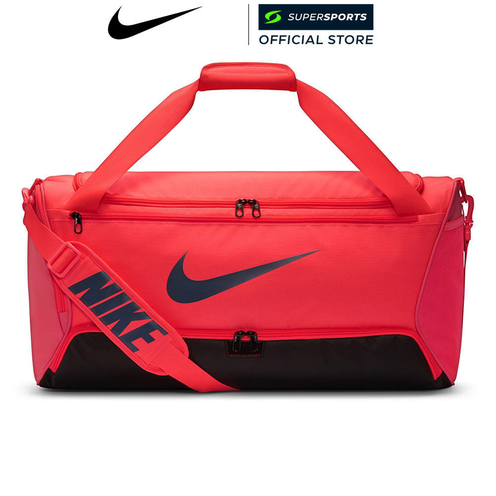 NIKE Brasilia 9.5 กระเป๋ายิมทรงหมอนผู้ใหญ่