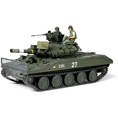 TAMIYA 1/35 Military miniature series No.365 American paratrooper tank M551 Sheridan Vietnam War Pla