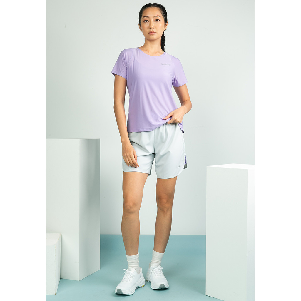 SKECHERS تيشيرت نسائي نصف كم — صورة 4