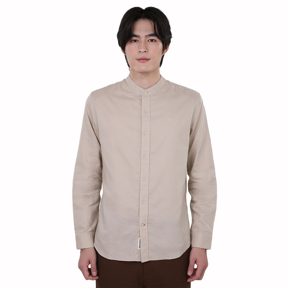 John Henry เสื้อเชิ้ตผู้ชายแขนยาว ทรงเข้ารูป รุ่น JH S226MSLSM03 - สีกากี