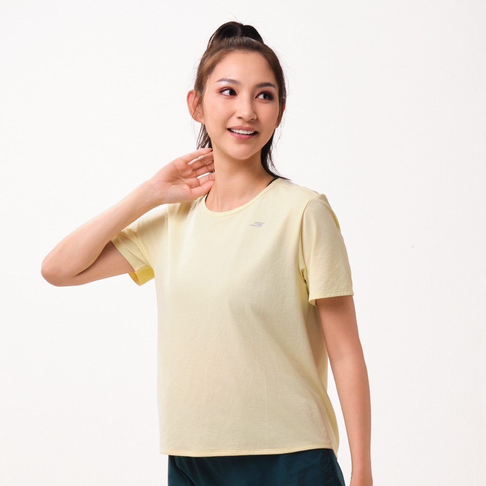 Skechers สเก็ตเชอร์ส เสื้อยืดแขนสั้นผู้หญิง Women Running Performance Short Sleeve Tee - SP226W034-002M (latest) — صورة 2