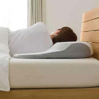 NITORI หมอน SHOULDER NECK AND BACK SUPPORT PILLOW3 P2425