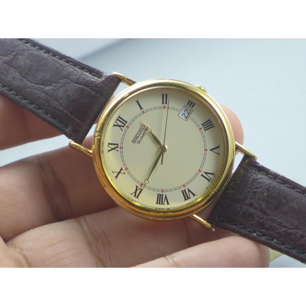 นาฬิกา Vintage มือสองญี่ปุ่น  Seiko 7N42 8250 หน้าปัดเลขโรมัน ผู้ชาย ควอตซ์   ทรงกลม 35mm