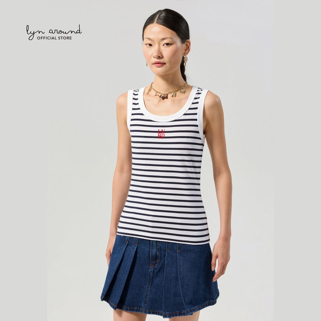 Lyn around - เสื้อกล้ามลายทางปักโลโก้ คอลเลกชัน LNRD Signature (A26SGWB071)