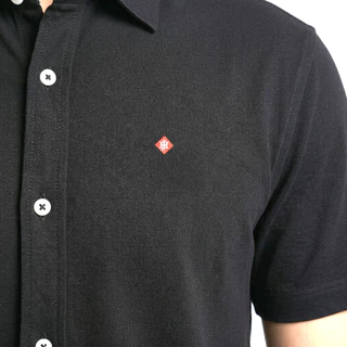 John Henry เสื้อเชิ้ตผู้ชายแขนสั้น ทรงเข้ารูป รุ่น JH S426MSSSM12 - สีดำ