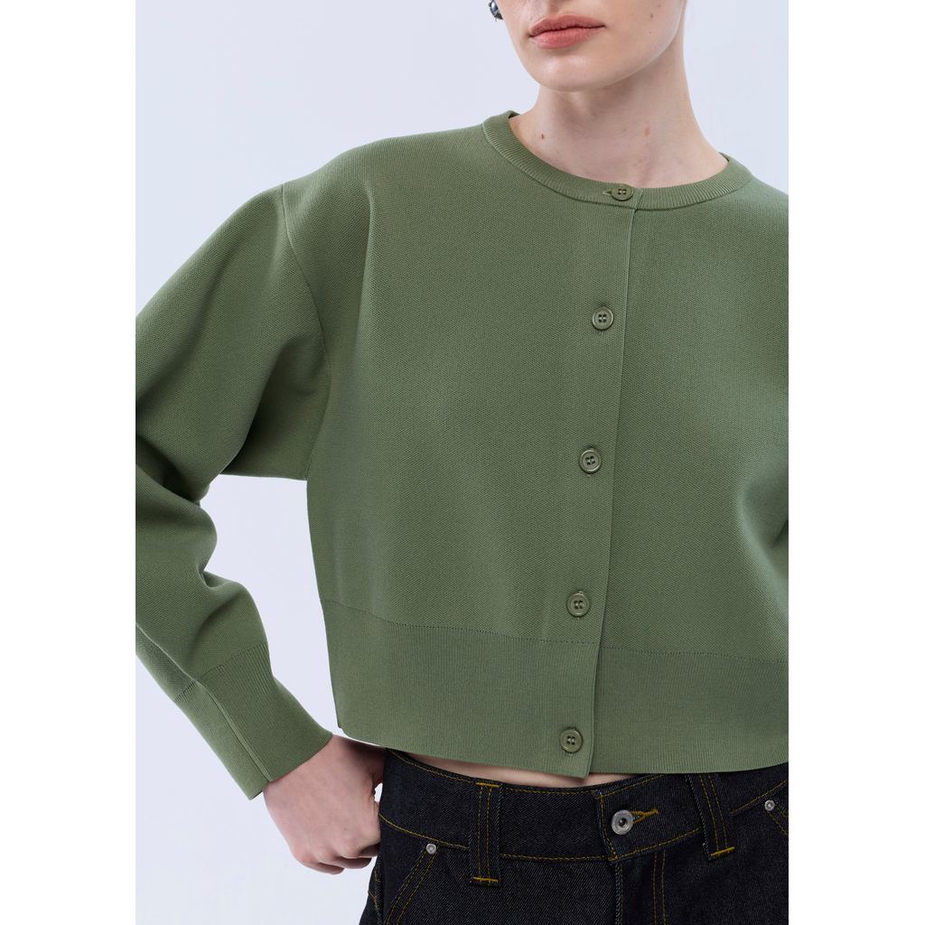 QUINN - Button Up Crop Long Sleeve Cardigan เสื้อแจ็กเก็ต (Q26FGWA068) — صورة 5