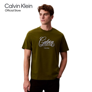 CALVIN KLEIN เสื้อยืดคอกลมแขนสั้นผู้ชาย Script Logo Graphic …