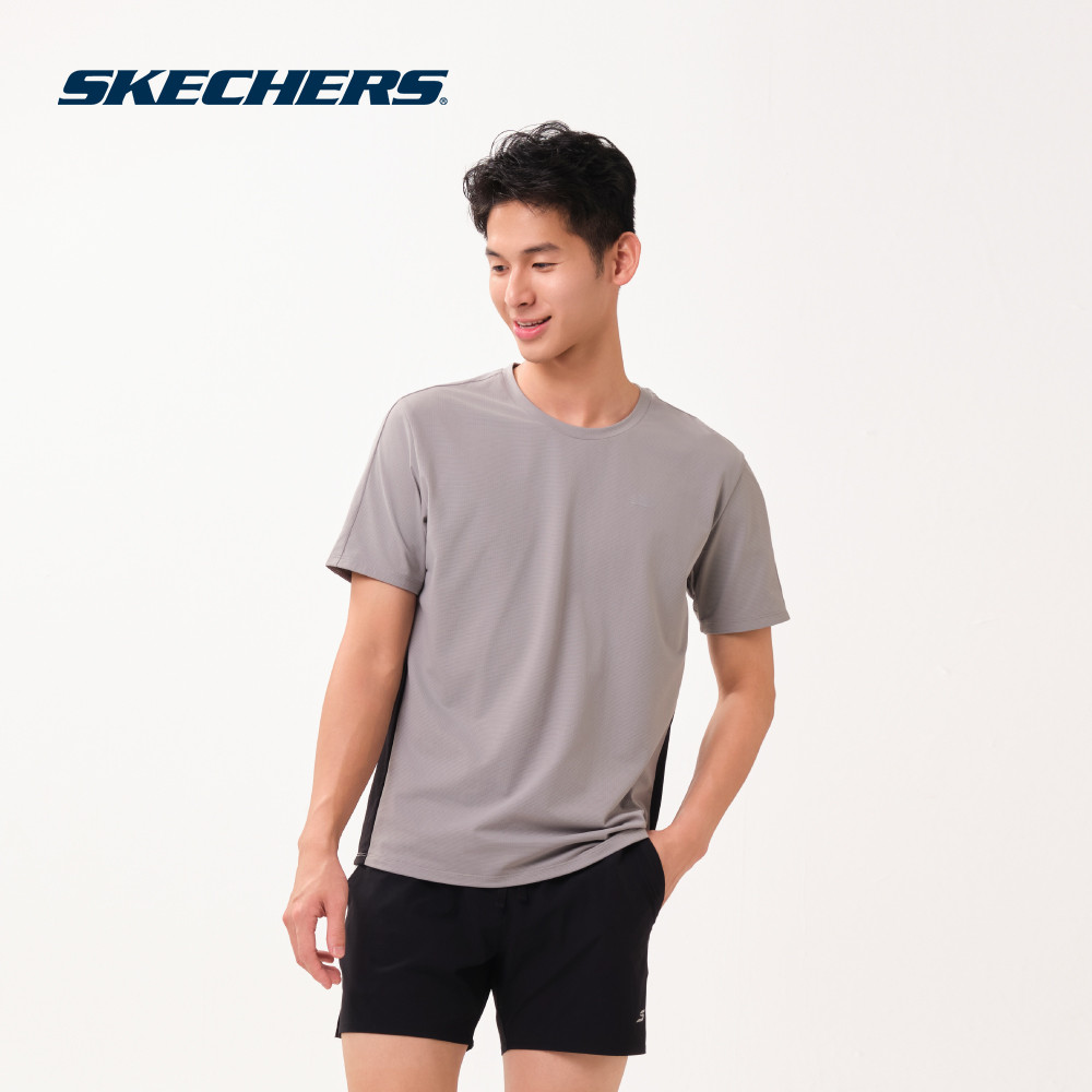 Skechers สเก็ตเชอร์ส เสื้อยืดแขนสั้นผู้ชาย Men Running Performance Short Sleeve Tee - SP226M123-04D8