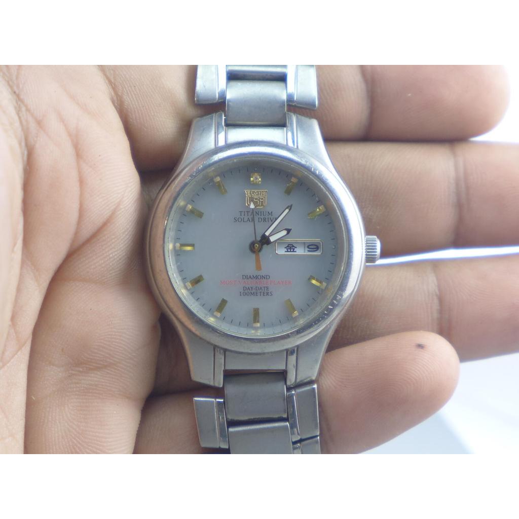 นาฬิกา Vintage มือสองญี่ปุ่น ELGIN USA TITANIUM SOLAR DRIVE QUARTZ ผู้ชาย ทรงกลม เพชรแท้ หน้าเทา สาย