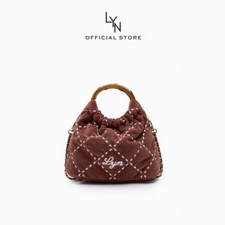 LYN - Tako Top Handle Bag กระเป๋า    (L26SBWA027)