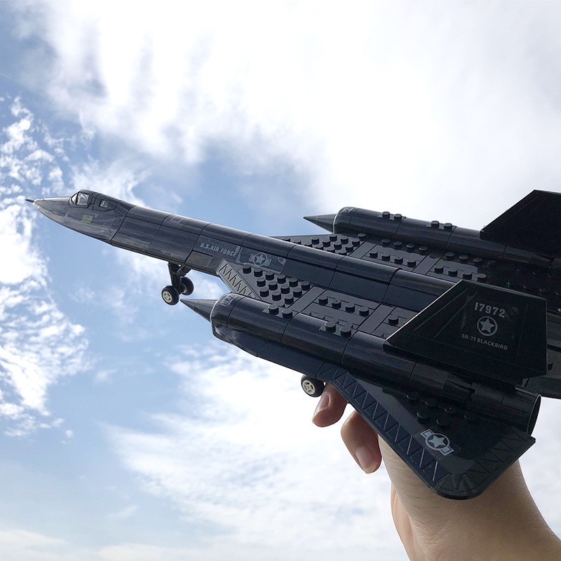 เลโก้ทหาร SR-71 Blackbird เครื่องบินลาดตระเวนบล็อกอาคารอิฐของเล่นสําหรับเด็ก 183PCS DIY boy 4005 - รูปที่ 2