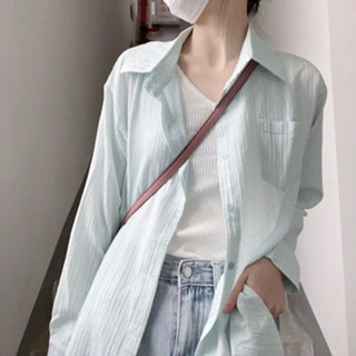 [พร้อมส่ง] เสื้อเชิ้ตแขนยาว ลายทางแนวตั้ง กันแดด สไตล์เกาหลี